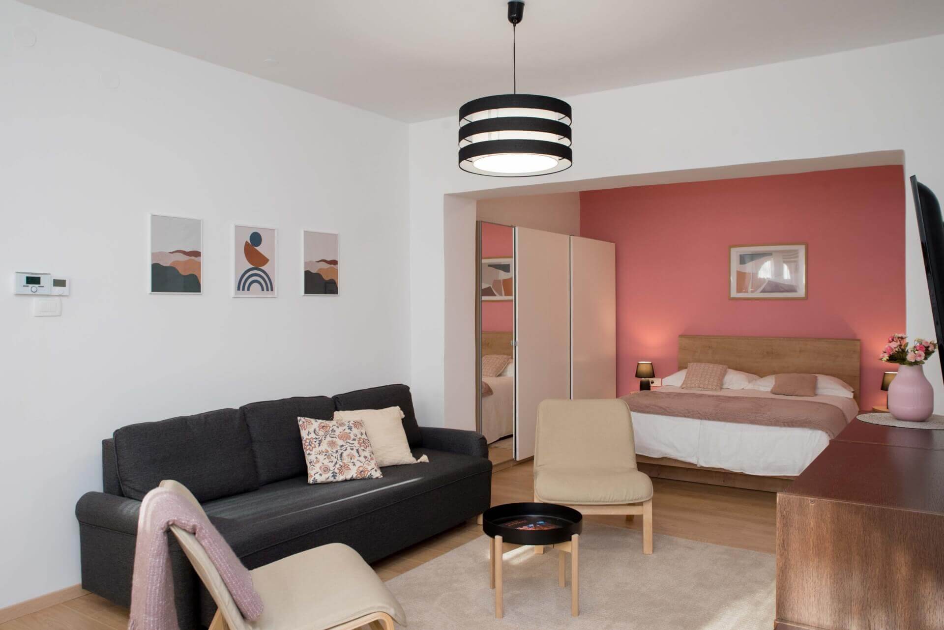 Boravak i krevet s ulaza